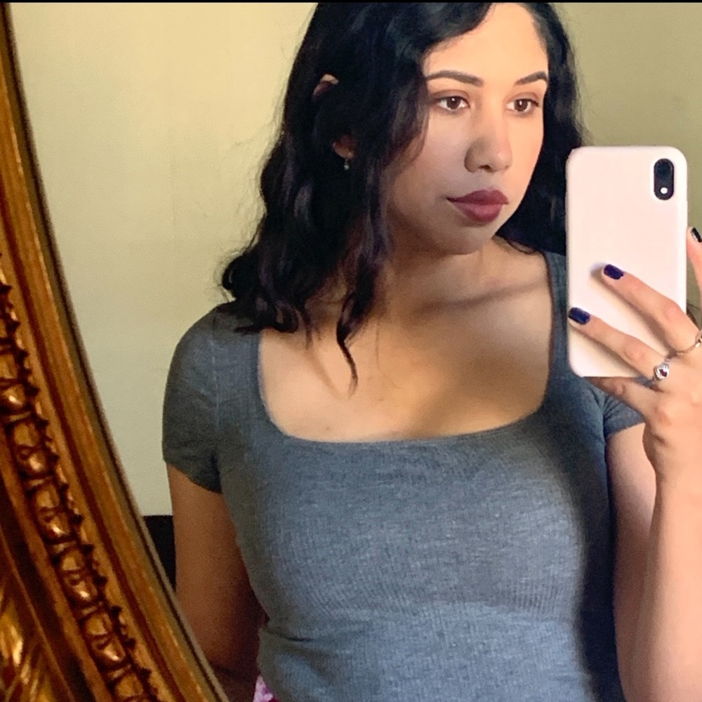 Meet your posher, Maria